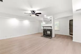 8904 Bridgewood Trail, Austin, TX 78729 - Photo 12