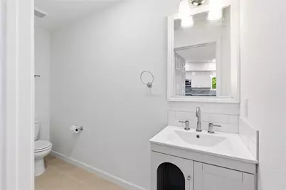 8904 Bridgewood Trail, Austin, TX 78729 - Photo 26