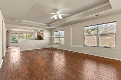 102 Huntsville Cove, Georgetown, TX 78633 - Photo 6