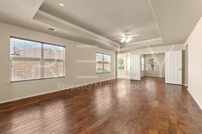 102 Huntsville Cove, Georgetown, TX 78633 - Photo 8