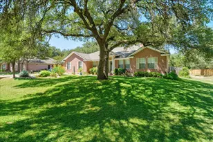 202 Treetop Way, Buda, TX 78610 - Photo 4
