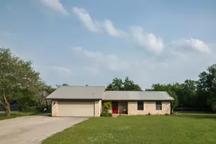 191 Bonnie Dr, Dripping Springs, TX 78620 - Photo 1