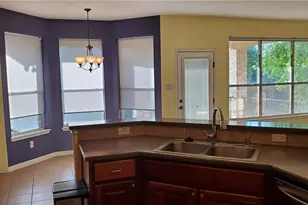 9421 Lisi Anne Dr, Austin, TX 78717 - Photo 8