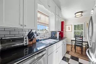 2021 Travis Heights Blvd, Austin, TX 78704 - Photo 12