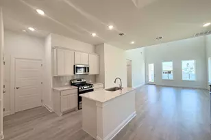 1033 Stonehill Dr, Georgetown, TX 78633 - Photo 4