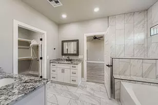 1403 Sunset Dr, Marble Falls, TX 78654 - Photo 18