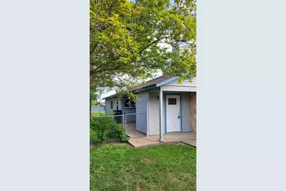 15405 Spring Hill Lane #B, Pflugerville, TX 78660 - Photo 2