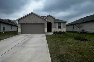 1337 Camden Ln, Lockhart, TX 78644 - Photo 2