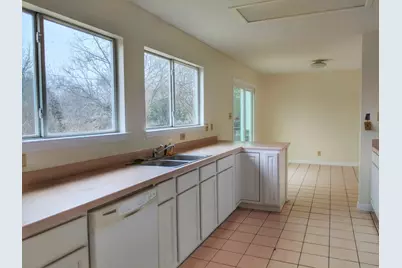 4507 Sherwood Way, San Antonio, TX 78217 - Photo 4