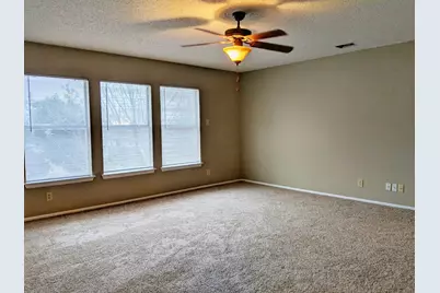4507 Sherwood Way, San Antonio, TX 78217 - Photo 6