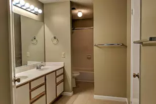 4507 Sherwood Way, San Antonio, TX 78217 - Photo 8