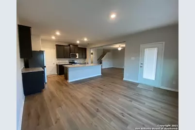 9310 Bennett Forest Forest, Converse, TX 78109 - Photo 8