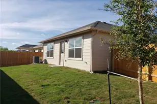 13800 Levy Ln, Pflugerville, TX 78660 - Photo 8