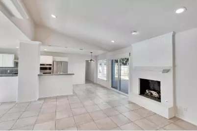7709 Shoal Creek Boulevard, Austin, TX 78757 - Photo 8