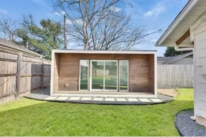 7709 Shoal Creek Boulevard, Austin, TX 78757 - Photo 24