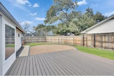 7709 Shoal Creek Boulevard, Austin, TX 78757 - Photo 20