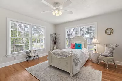 904 Fisher Street, Taylor, TX 76574 - Photo 14