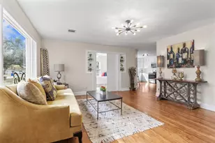 904 Fisher St, Taylor, TX 76574 - Photo 8