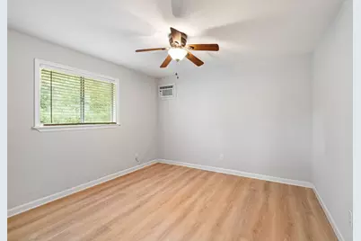 143 Old Piney Trail #B, Paige, TX 78659 - Photo 12