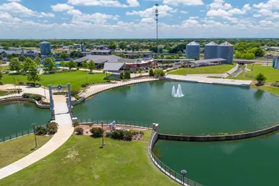 105 Greenspire Downs Drive, Hutto, TX 78634 - Photo 32