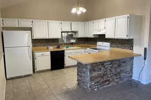 102 A/B Falcon, Horseshoe Bay, TX 78567 - Photo 8