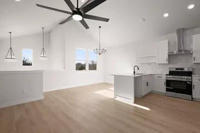 306 S Avenue P Avenue #B, Marble Falls, TX 78654 - Photo 10
