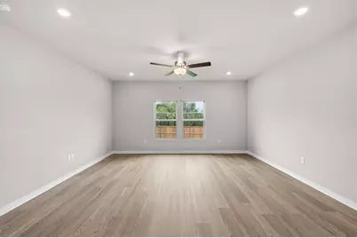 25517 Ashton Look Drive, Elgin, TX 78621 - Photo 14