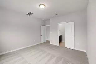 25517 Ashton Look Dr, Elgin, TX 78621 - Photo 18