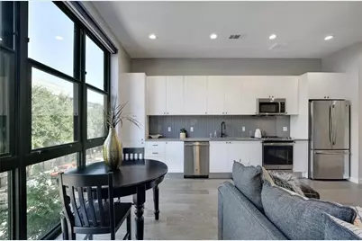 800 Embassy Drive #209, Austin, TX 78702 - Photo 2