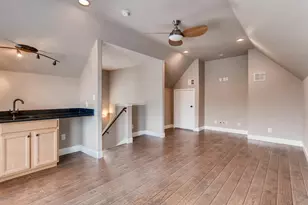 906 Juniper St, Austin, TX 78702 - Photo 24