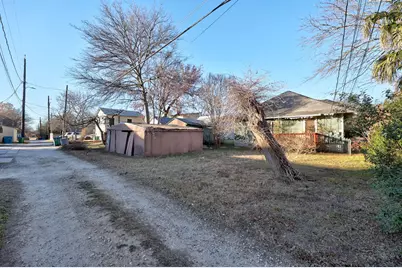 809 E 45th 1/2 Street, Austin, TX 78751 - Photo 8