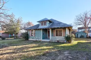 809 E 45th 1/2 St, Austin, TX 78751 - Photo 2