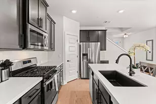 8512 McKamy Dr, Austin, TX 78744 - Photo 8