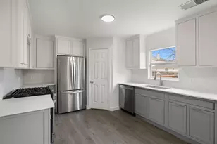 2204 Founder Dr, Cedar Park, TX 78613 - Photo 2