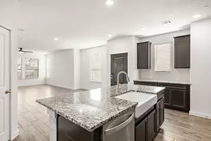 2500 Forest Creek Dr, Round Rock, TX 78664 - Photo 2