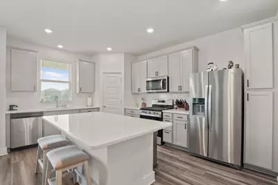 7507 Grand Linden Way, Austin, TX 78744 - Photo 8