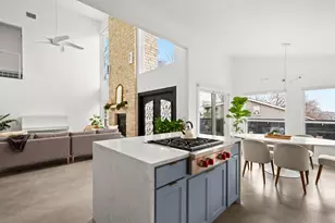 1813 Crooked Ln, Austin, TX 78741 - Photo 2