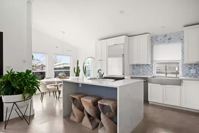 1813 Crooked Lane, Austin, TX 78741 - Photo 12