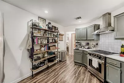 916 Great Britain Boulevard, Austin, TX 78748 - Photo 10