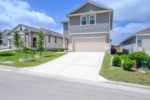 616 Barbary Coast Ln, Jarrell, TX 76537 - Photo 2