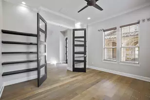 109 Charmstone Ln, Georgetown, TX 78628 - Photo 10