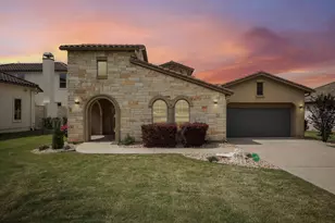 109 Charmstone Ln, Georgetown, TX 78628 - Photo 32