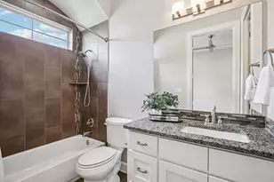 109 Charmstone Ln, Georgetown, TX 78628 - Photo 18