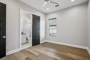 109 Charmstone Ln, Georgetown, TX 78628 - Photo 22