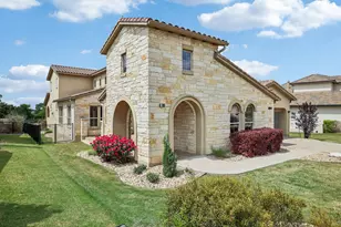 109 Charmstone Ln, Georgetown, TX 78628 - Photo 8
