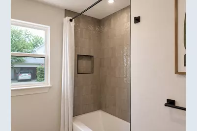 1200 Spruce Street, Lockhart, TX 78644 - Photo 22