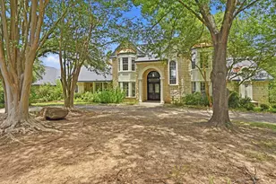850 Jerrys Ln, Buda, TX 78610 - Photo 2