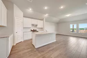 10112 Majestic Hawk Wy, Buda, TX 78610 - Photo 8