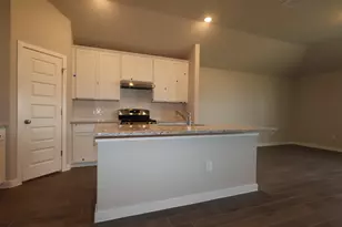 10112 Majestic Hawk Wy, Buda, TX 78610 - Photo 4