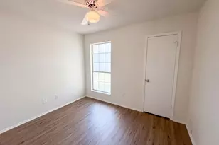 3702 Kandy Dr, Austin, TX 78749 - Photo 10